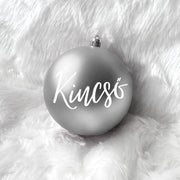 Karácsonyi gömbök - Névre szóló - 6cm - Ezüst